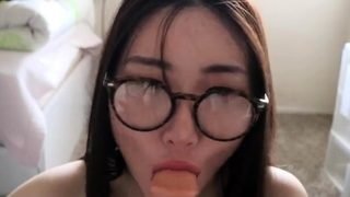 Amateur Asian Solo Fucking On Cam