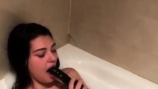 Amateur Facial For Teen Brunette